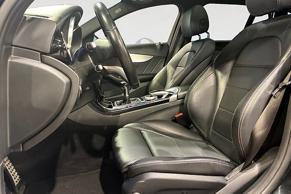Mercedes-Benz C220 3 of 17