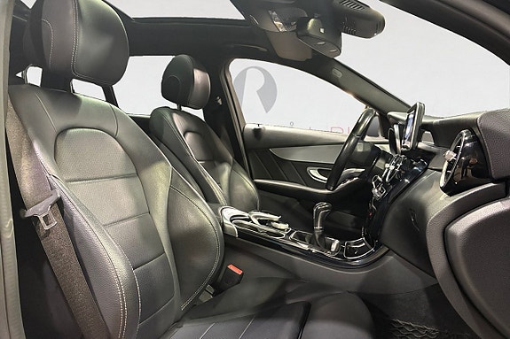 Mercedes-Benz C220 15 of 17