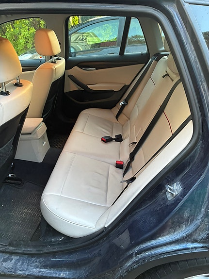 BMW X1 2 of 7