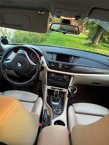 BMW X1 3 of 7