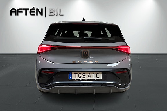 Cupra Born 9 of 26