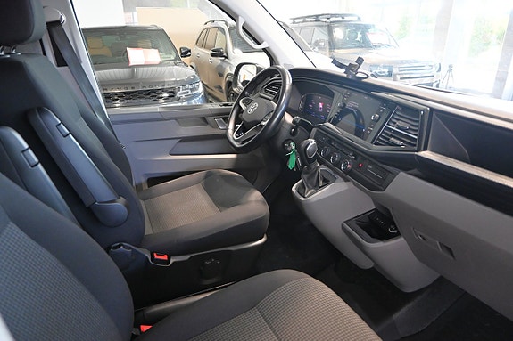 Volkswagen Transporter 8 of 28