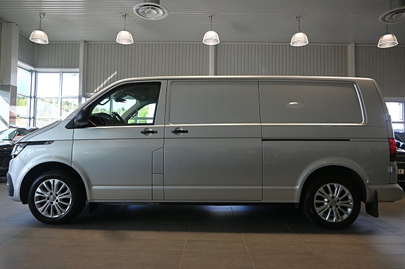 Volkswagen Transporter 2 of 28