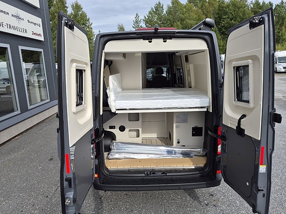 Westfalia Sven Hedin 50 Years MAN chassis, 163 hk, automat, dieselvärme, 2x Litium 7 of 26