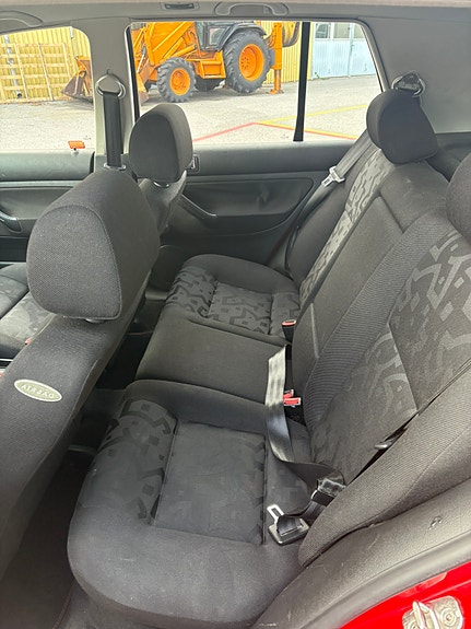 Volkswagen Golf IV 8 of 11