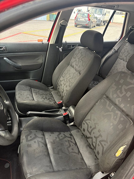 Volkswagen Golf IV 7 of 11