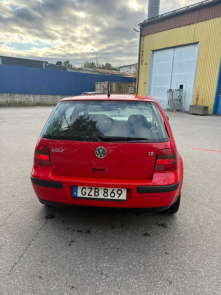 Volkswagen Golf IV 3 of 11