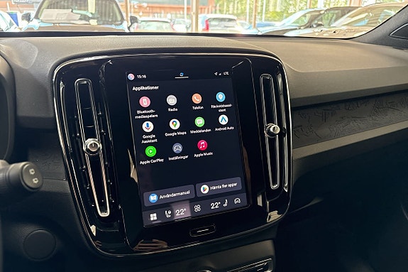 Volvo XC40 15 of 19