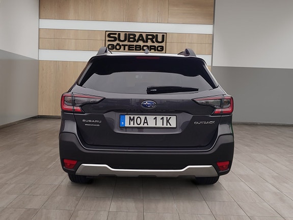 Subaru Outback 3 of 17