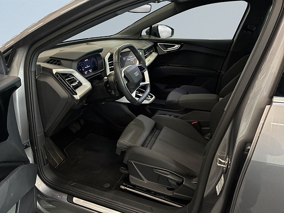 Audi Q4 e-tron 7 of 25