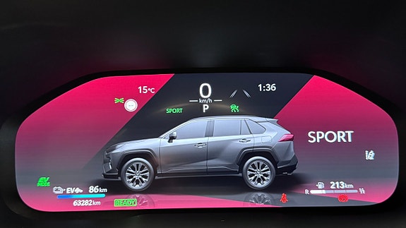 Toyota RAV4 Plug-in Hybrid 12 of 20