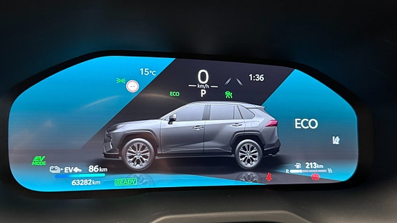 Toyota RAV4 Plug-in Hybrid 13 of 20