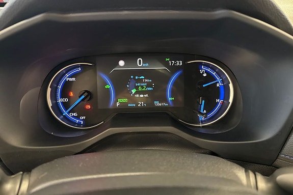 Toyota RAV4 16 of 21