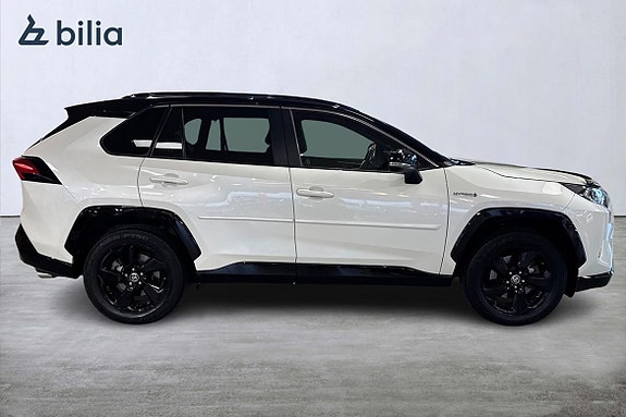 Toyota RAV4 18 of 21