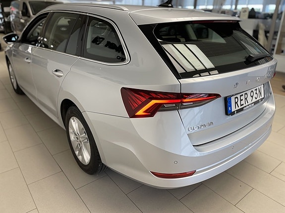 Skoda Octavia 11 of 21