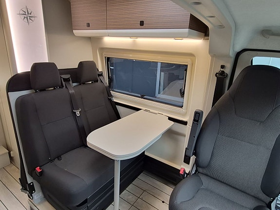 Westfalia Columbus 600D Premium automat, 3 sovplatser, Litium, solcell, dieselvärme 12 of 26