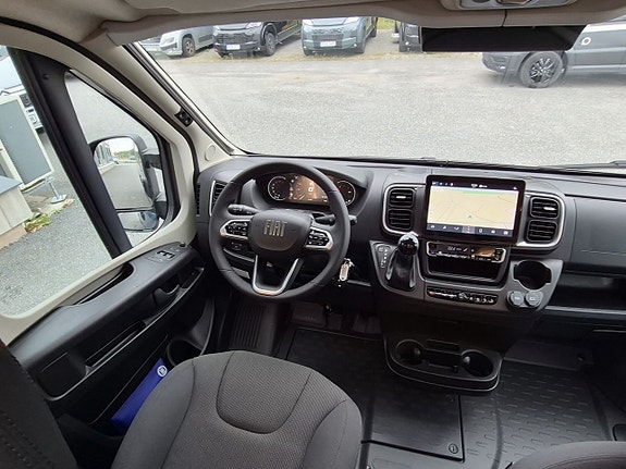 Westfalia Columbus 600D Premium automat, 3 sovplatser, Litium, solcell, dieselvärme 26 of 26