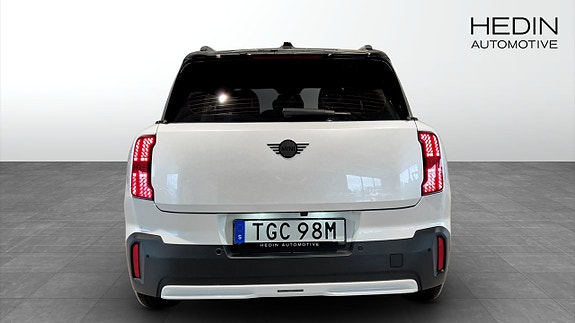 MINI Countryman SE 7 of 13