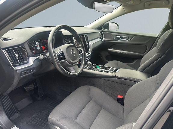 Volvo V60 7 of 18