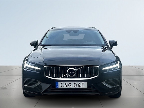 Volvo V60 2 of 18