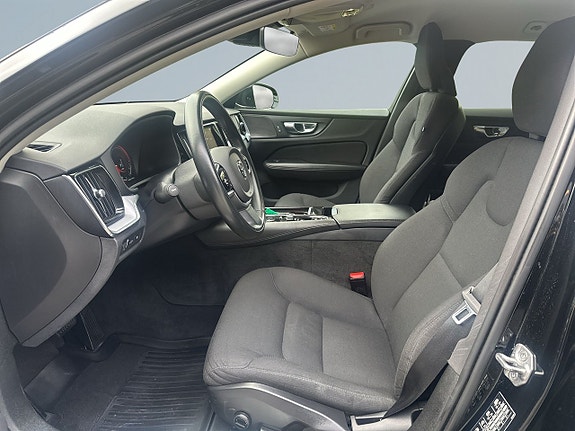 Volvo V60 13 of 18