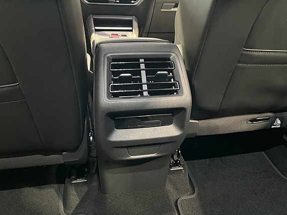Volkswagen Tayron 16 of 17