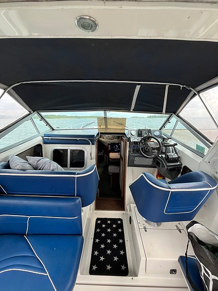 Cruiser Yacht 3060 3 of 11