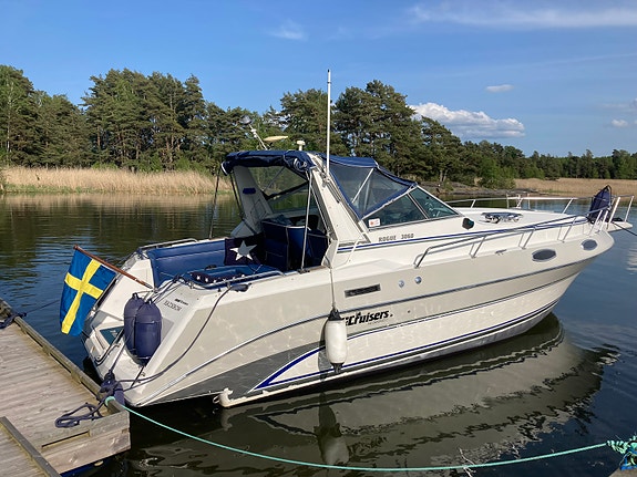 Cruiser Yacht 3060 8 of 11
