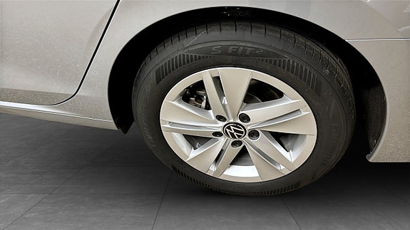 Volkswagen Golf I 6 of 13