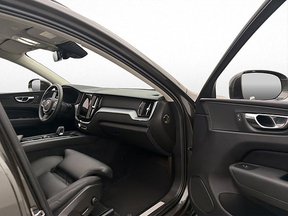 Volvo XC60 29 of 30