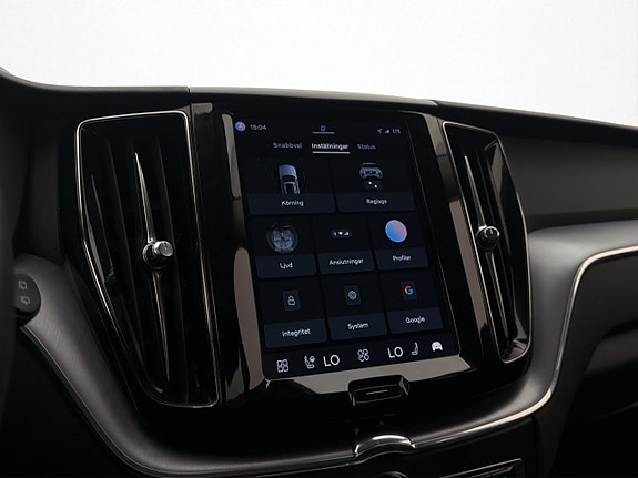Volvo XC60 25 of 30