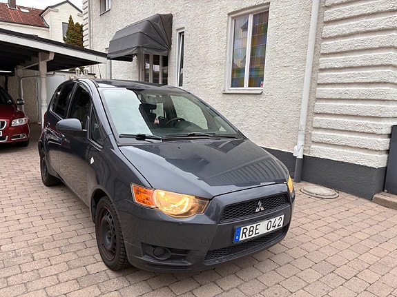 Mitsubishi Colt 6 of 21