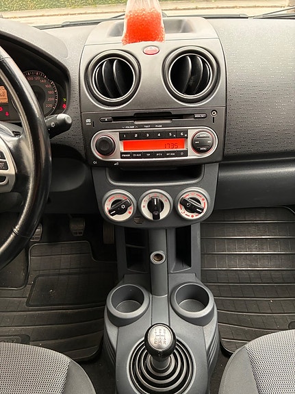 Mitsubishi Colt 15 of 21
