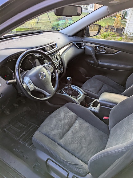 Nissan X-Trail 5 of 9