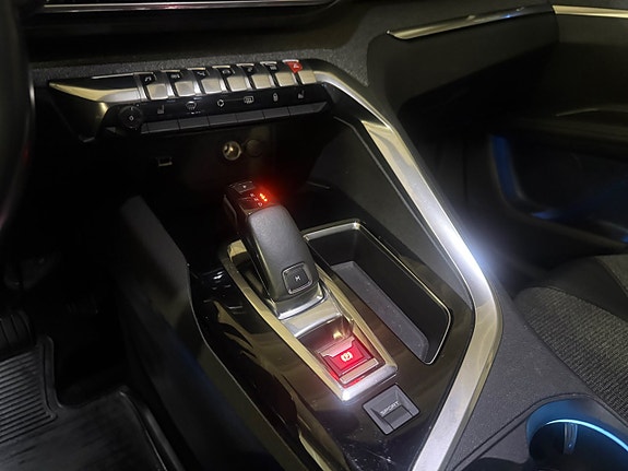 Peugeot 5008 17 of 28