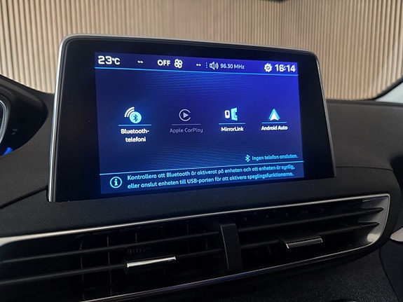 Peugeot 5008 18 of 28