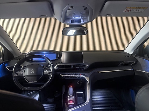 Peugeot 5008 15 of 28