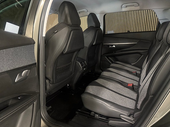 Peugeot 5008 12 of 28