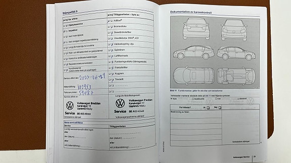Volkswagen Passat 22 of 26