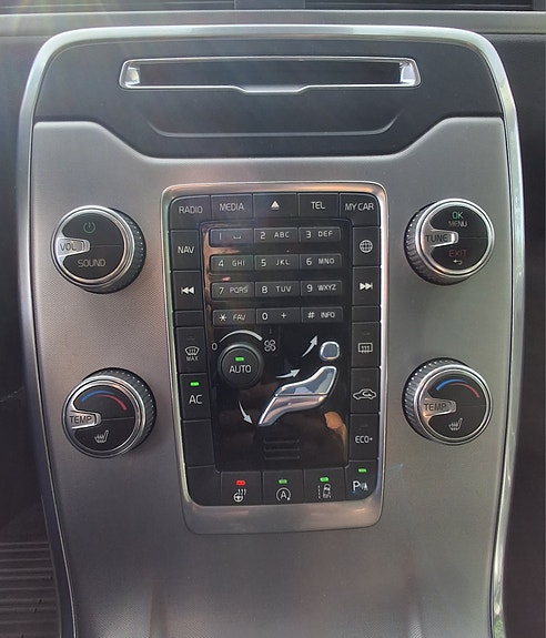 Volvo V70 5 of 8