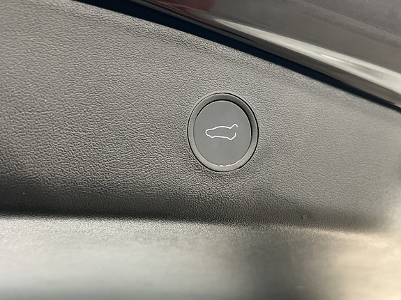 Tesla Model 3 27 of 30
