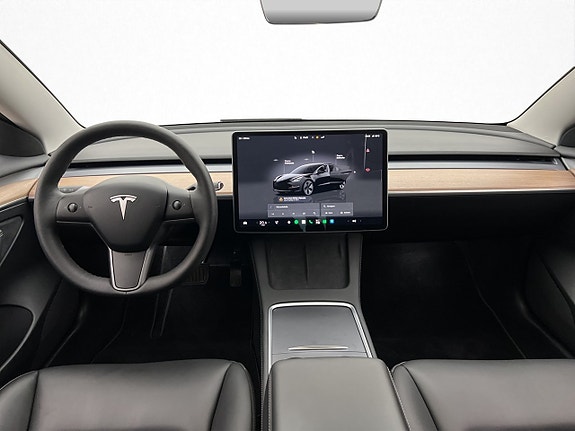 Tesla Model 3 16 of 30