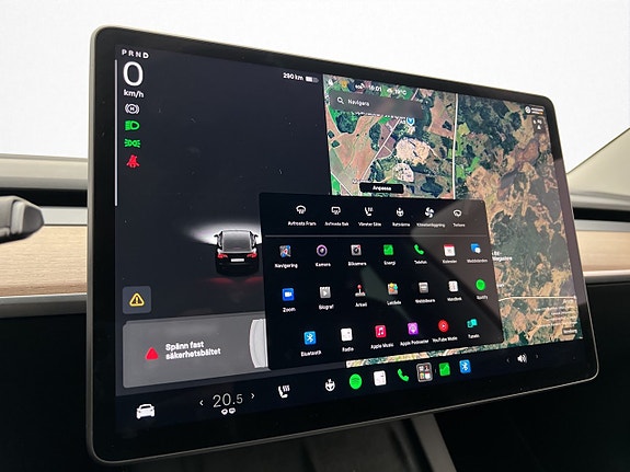 Tesla Model 3 22 of 30