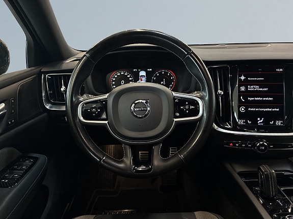 Volvo V60 9 of 27