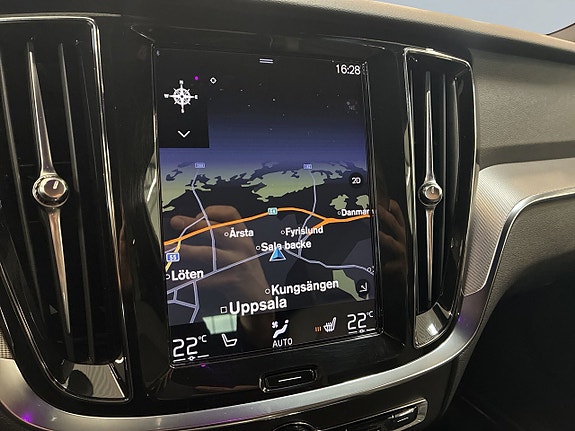 Volvo V60 15 of 27