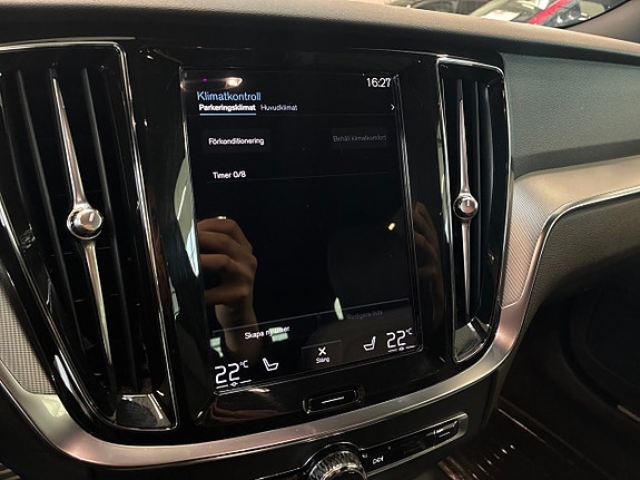 Volvo V60 23 of 27