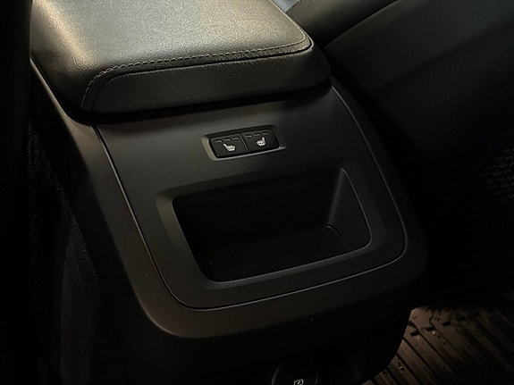 Volvo V60 18 of 27