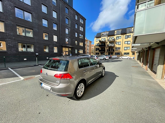 Volkswagen Golf VII 4 of 6