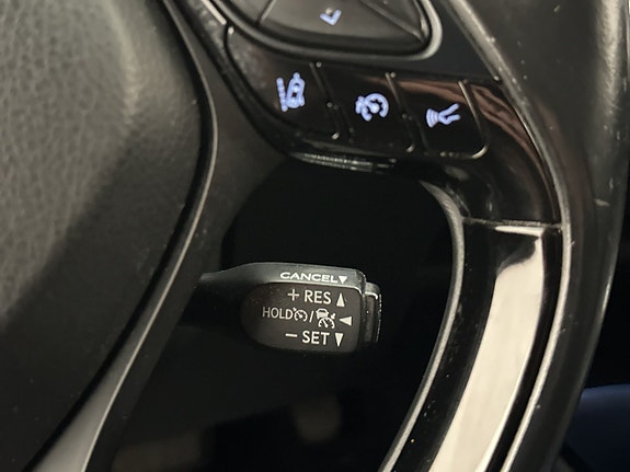 Toyota C-HR 22 of 30