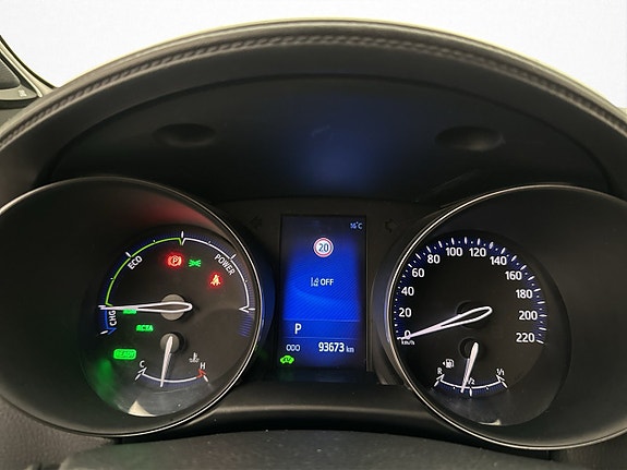 Toyota C-HR 20 of 30